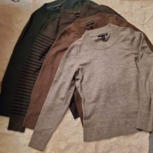 Bundle of Banana Republic Merino Sweaters - Women's Petite S